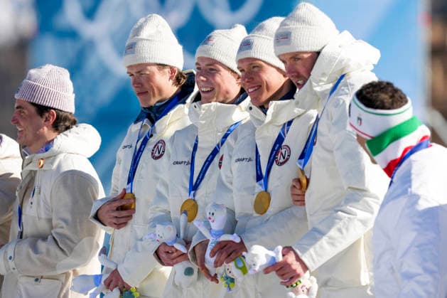 Winter Olympics in Milan Cortina 2026 Val di Fiemme, Italy 20260215. Emil Iversen, Martin Lowstrom Nyenget, Einar Hedegart and Johannes Hosflot Klaebo from Norway on the podium after the men s cross-country 4 x 7.5 km relay at Tesero CC-Stadium during the Winter Olympics in Milan Cortina 2026. Photo: Lise Aserud NTB Val di Fiemme Italy EDITORIAL USE ONLY. RESTRICTED USE FOR BETTING COMPANIES Ref:_SPO3iuEsAvcuSE.jpg *** Winter Olympics in Milan Cortina 2026 Val di Fiemme, Italy 20260215 Emil Iversen, Martin Lowstrom Nyenget, Einar Hedegart and Johannes Hosflot Klaebo from Norway on the podium after the men s cross country 4 x 7 5 km relay at Tesero CC Stadium during the Winter Olympics in Milan Cortina 2026 Photo Lise Aserud NTB Val di Fiemme Italy EDITORIAL USE ONLY RESTRICTED USE FOR BETTING COMPANIES  Copyright: xLisexAserudx xNTBx