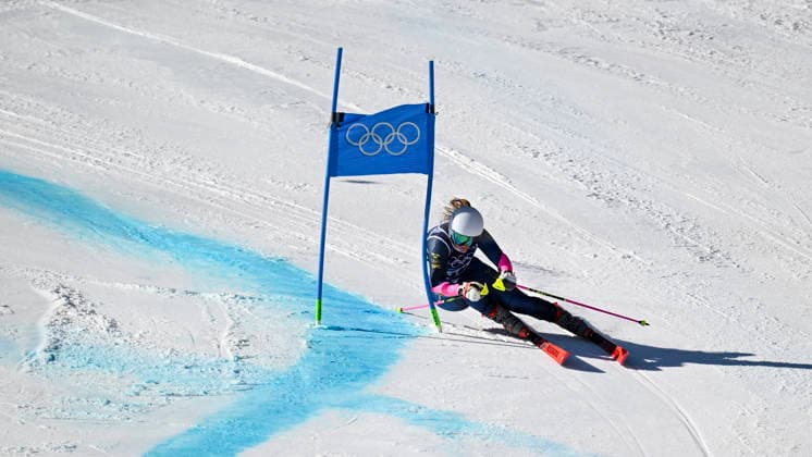 OLYMPICS - Winter Olympic Games, Olympische Spiele, Olympia, OS Milano Cortina 2026 CORTINA D AMPEZZO,ITALY,15.FEB.26 - OLYMPICS, ALPINE SKIING - Winter Olympic Games Milano Cortina 2026, giant slalom, women.. Image shows Hanna Aronsson Elfman (SWE).  GEPAxpictures xAlexanderxSolc