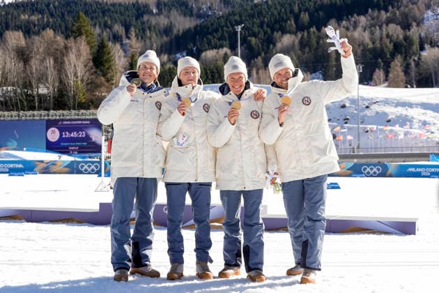 Winter Olympics in Milan Cortina 2026 Val di Fiemme, Italy 20260215. Emil Iversen, Martin Lowstrom Nyenget, Einar Hedegart and Johannes Hosflot Klaebo from Norway on the podium after the men s cross-country 4 x 7.5 km relay at Tesero CC-Stadium during the Winter Olympics in Milan Cortina 2026. Photo: Terje Pedersen NTB Val di Fiemme Italy EDITORIAL USE ONLY. RESTRICTED USE FOR BETTING COMPANIES Ref:_SPOeO0PnMjk9Y0.jpg *** Winter Olympics in Milan Cortina 2026 Val di Fiemme, Italy 20260215 Emil Iversen, Martin Lowstrom Nyenget, Einar Hedegart and Johannes Hosflot Klaebo from Norway on the podium after the men s cross country 4 x 7 5 km relay at Tesero CC Stadium during the Winter Olympics in Milan Cortina 2026 Photo Terje Pedersen NTB Val di Fiemme Italy EDITORIAL USE ONLY RESTRICTED USE FOR BETTING COMPANIES  Copyright: xTerjexPedersenx xNTBx