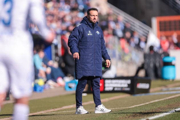 15.02.2026, Fussball, Saison 2025 2026, 2. Bundesliga, 22. Spieltag, VfL Bochum 1848 - SC Paderborn 07, Trainer Ralf Kettemann (SC Paderborn 07), Bochum Vonovia Ruhrstadion NRW Deutschland xRHR-FOTO DEx