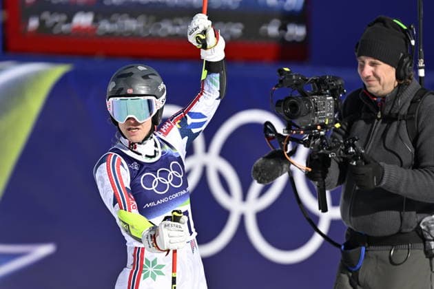 CORTINA, ITALIEN 20260215 Mina Fürst Holtmann, Norge, efter andra aket i damernas storslalom i Cortina under vinter-OS i Milano Cortina, Italien. *** Bilden ingar i SPORTPAKET. För övriga BETALBILD *** CORTINA ITALIEN x10050x *** CORTINA, ITALY 20260215 Mina Fürst Holtmann, Norway, after the second run in the womens giant slalom in Cortina during the Winter Olympics in Milan Cortina, Italy The picture is in the SPORT PACKAGE For others PAY PICTURE CORTINA ITALY x10050x  Copyright: xPontusxLundahl TTx OS 2026 ALPINT STORSLALOM DAMER