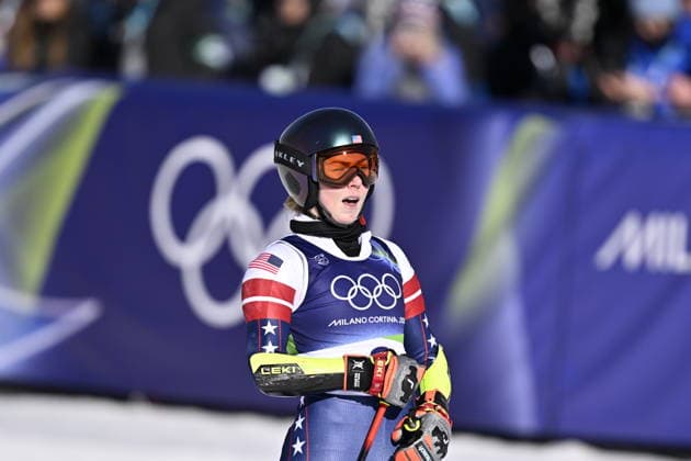 CORTINA, ITALIEN 20260215 Mikaela Shiffrin, USA, i malomradet efter andra aket i damernas storslalom i Cortina under vinter-OS i Milano Cortina, Italien. *** Bilden ingar i SPORTPAKET. För övriga BETALBILD *** CORTINA ITALIEN x10050x *** CORTINA, ITALY 20260215 Mikaela Shiffrin, USA, in the run-up to the second run in the womens giant slalom in Cortina during the Winter Olympics in Milan Cortina, Italy Picture in SPORT PACKAGE For others PAY PICTURE CORTINA ITALY x10050x  Copyright: xPontusxLundahl TTx OS 2026 ALPINT STORSLALOM DAMER