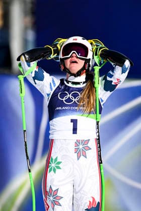 OLYMPICS - Winter Olympic Games, Olympische Spiele, Olympia, OS Milano Cortina 2026 CORTINA D AMPEZZO,ITALY,15.FEB.26 - OLYMPICS, ALPINE SKIING - Winter Olympic Games Milano Cortina 2026, giant slalom, women.. Image shows the rejoicing of Thea Louise Stjernesund (NOR).  GEPAxpictures xAlexanderxSolc