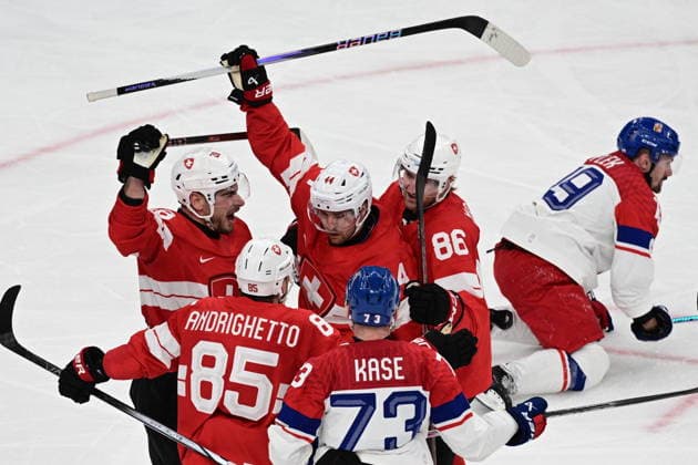 XXV Winter Olympic Games, Olympische Spiele, Olympia, OS in Milan, Italy, on February 15, 2026. Men s Ice hockey, Eishockey Group A, Switzerland vs Czech Republic. Swiss players celebrate third goal. (CTKxPhoto MichalxKamaryt) CTKPhotoP2026021504034  CTKPhotoP2026021504034