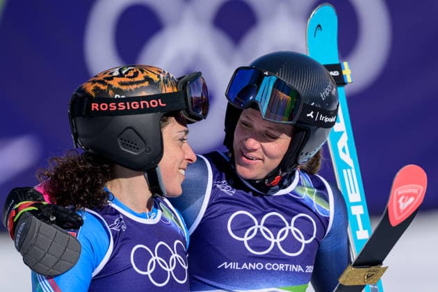 260215 Federica Brignone of Italy and Sara Hector of Sweden celebrate after competing in women s alpine skiing giant slalom during day 9 of the 2026 Winter Olympics on February 15, 2026 in Cortina. Photo: Joel Marklund BILDBYRAN kod JM JM0793 bbeng alpint alpine skiing Olympic Games, Olympische Spiele, Olympia, OS olympics winter olympics os ol olympiska spel vinter-os olympiske leker milano cortina 2026 milan cortina 2026 milano cortina 2026 olympic games milano cortina 2026 winter olympic games milano cortina-os milano cortina-ol vinter-ol giant slalom storslalom storslalam dam italien sverige jubel *** 260215 Federica Brignone of Italy and Sara Hector of Sweden celebrate after competing in women s alpine skiing giant slalom during day 9 of the 2026 Winter Olympics on February 15, 2026 in Cortina Photo Joel Marklund BILDBYRAN kod JM JM0793 bbeng alpine alpine skiing olympic games olympics winter olympics os ol olympiska spel vinter os olympiske leker milano cortina 2026 milan cortina 2026 milano cortina 2026 olympic games milano cortina 2026 winter olympic games milano cortina os milano cortina ol vinter ol giant slalom storslalom storslalam dam italien sverige jubel  Copyright: JOELxMARKLUND BB260215JM148