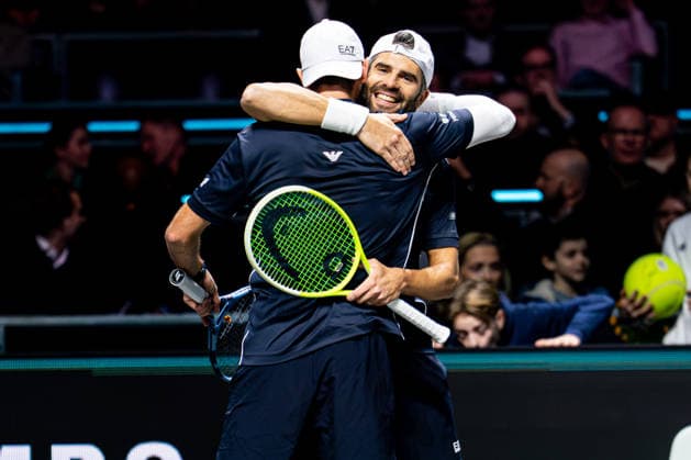 2026-02-15 ABN AMRO Open - Day Seven ROTTERDAM, NETHERLANDS - FEBRUARY 15: Simone Bolelli, Andrea Vavassori hugging after winning the doubles tournament during Day Seven of the ABN AMRO Open at Rotterdam Ahoy on February 15, 2026 in Rotterdam, Netherlands. (Photo by Gabriel Calvino Alonso BSR Agency) Rotterdam Netherlands Content not available for redistribution in The Netherlands directly or indirectly through any third parties. Copyright: xBSRxAgencyx