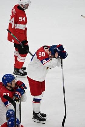 XXV Winter Olympic Games, Olympische Spiele, Olympia, OS in Milan, Italy, on February 15, 2026. Men s Ice hockey, Eishockey Group A, Switzerland vs Czech Republic. Disappointed Martin Necas (CZE; 98) after lost match. (CTKxPhoto MichalxKamaryt) CTKPhotoP2026021504426  CTKPhotoP2026021504426