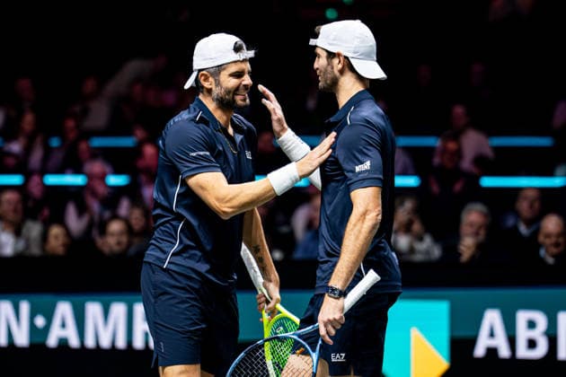 2026-02-15 ABN AMRO Open - Day Seven ROTTERDAM, NETHERLANDS - FEBRUARY 15: Simone Bolelli, Andrea Vavassori celebrate winning the ABN AMRO Open 2026 double tournament during Day Seven of the ABN AMRO Open at Rotterdam Ahoy on February 15, 2026 in Rotterdam, Netherlands. (Photo by Gabriel Calvino Alonso BSR Agency) Rotterdam Netherlands Content not available for redistribution in The Netherlands directly or indirectly through any third parties. Copyright: xBSRxAgencyx