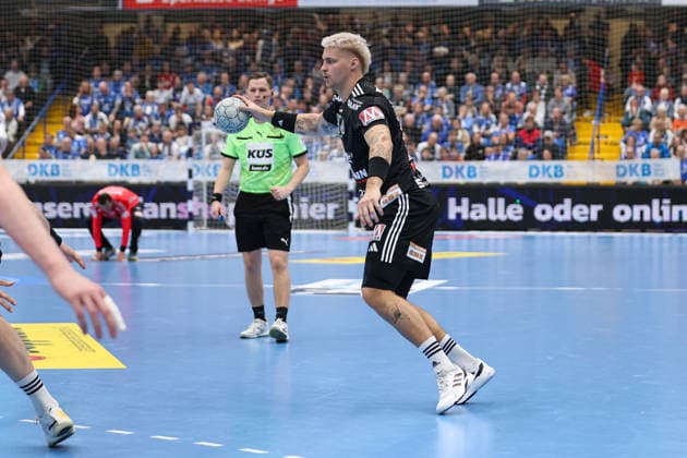 15.02.2026, xKWIx, Handball, DAIKIN HBL, TBV Lemgo Lippe - HC Erlangen, PHOENIX CONTACT arena: Marek Nissen (HC Erlangen 6) Photo: xKamilxWilkowskixPressefotoKochx NRW Deutschland