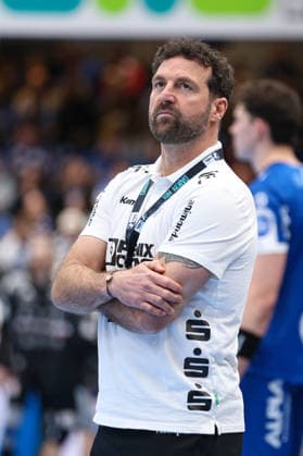 15.02.2026, xKWIx, Handball, DAIKIN HBL, TBV Lemgo Lippe - HC Erlangen, PHOENIX CONTACT arena: Florian Kehrmann (TBV Lemgo Lippe Cheftrainer) Photo: xKamilxWilkowskixPressefotoKochx NRW Deutschland