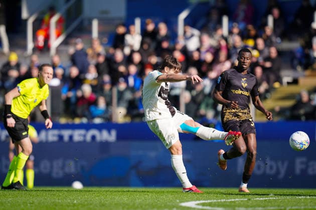 Parma s Adrian Bernabe goal 1-0 during the Serie A soccer match between Parma and Verona at Ennio Tardini Stadium in Parma, North Italy, Sunday, February 15, 2026. Soccer  Copyright: xMassimoxPaolone LaPressex