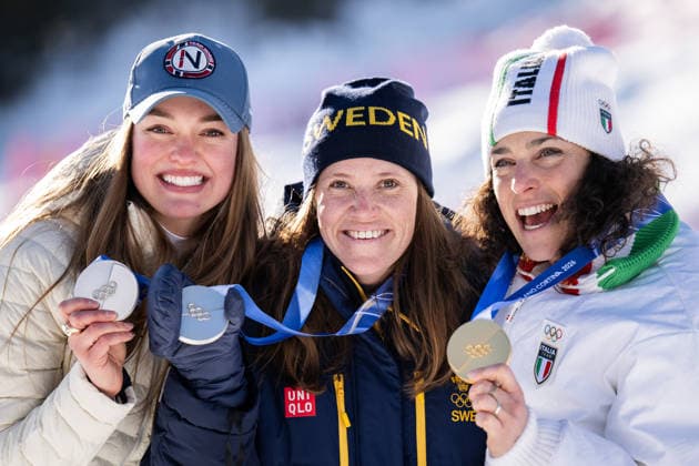 260215 Thea Louise Stjernesund of Norway, Sara Hector of Sweden and Federica Brignone of Italy celebrate with their medals on the podium after competing in women s alpine skiing giant slalom during day 9 of the 2026 Winter Olympics on February 15, 2026 in Cortina. Photo: Joel Marklund BILDBYRAN kod JM JM0793 bbeng alpint alpine skiing Olympic Games, Olympische Spiele, Olympia, OS olympics winter olympics os ol olympiska spel vinter-os olympiske leker milano cortina 2026 milan cortina 2026 milano cortina 2026 olympic games milano cortina 2026 winter olympic games milano cortina-os milano cortina-ol vinter-ol giant slalom storslalom storslalam dam italien sverige jubel silver guld gold *** 260215 Thea Louise Stjernesund of Norway, Sara Hector of Sweden and Federica Brignone of Italy celebrate with their medals on the podium after competing in women s alpine skiing giant slalom during day 9 of the 2026 Winter Olympics on February 15, 2026 in Cortina Photo Joel Marklund BILDBYRAN kod JM JM0793 bbeng alpint alpine skiing olympic games olympics winter olympics os ol olympiska spel vinter os olympiske leker milano cortina 2026 milan cortina 2026 milano cortina 2026 olympic games milano cortina 2026 winter olympic games milano cortina os milano cortina ol vinter ol giant slalom storslalom storslalam dam italien sverige jubel silver guld  Copyright: JOELxMARKLUND BB260215JM176