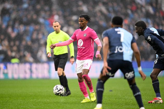 Le Havre Athletic Club v Toulouse FC - Ligue 1 McDonald s 2025 2026 10 Yann GBOHO (tfc) during the Ligue 1 McDonald s match between Le Havre and Toulouse at Stade OcÃ ane on February 15, 2026 in Le Havre, France. Le Havre France  Copyright: xFEPx 776348283