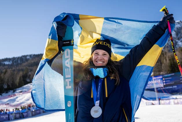 260215 Sara Hector of Sweden celebrates with her silver medal after the women s alpine skiing giant slalom during day 9 of the 2026 Winter Olympics on February 15, 2026 in Cortina. Photo: Joel Marklund BILDBYRAN kod JM JM0793 bbeng alpint alpine skiing Olympic Games, Olympische Spiele, Olympia, OS olympics winter olympics os ol olympiska spel vinter-os olympiske leker milano cortina 2026 milan cortina 2026 milano cortina 2026 olympic games milano cortina 2026 winter olympic games milano cortina-os milano cortina-ol vinter-ol giant slalom storslalom storslalam dam sverige jubel os-silver silver *** 260215 Sara Hector of Sweden celebrates with her silver medal after the women s alpine skiing giant slalom during day 9 of the 2026 Winter Olympics on February 15, 2026 in Cortina Photo Joel Marklund BILDBYRAN kod JM JM0793 bbeng alpine alpine skiing olympic games olympics winter olympics os ol olympiska spel vinter os olympiske leker milano cortina 2026 milan cortina 2026 milano cortina 2026 olympic games milano cortina 2026 winter olympic games milano cortina os milano cortina ol vinter ol giant slalom storslalom storslalam dam sverige jubel os silver  Copyright: JOELxMARKLUND BB260215JM186