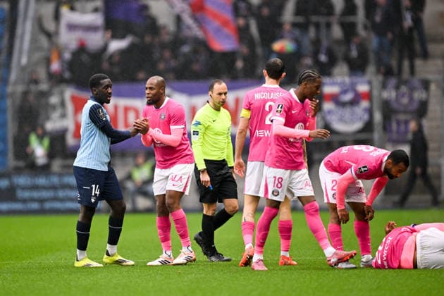 Le Havre Athletic Club v Toulouse FC - Ligue 1 McDonald s 2025 2026 14 Rassoul NDIAYE (hac) - 19 Djibril SIDIBE (tfc) during the Ligue 1 McDonald s match between Le Havre and Toulouse at Stade OcÃ ane on February 15, 2026 in Le Havre, France. Le Havre France  Copyright: xFEPx 776348283