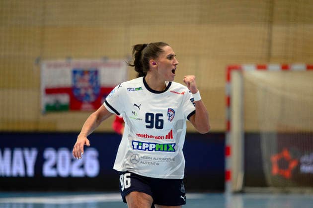 Gabriella Toeth (Motherson Mosonmagyarovari KC, 96) jubel zum 7m Treffer. GER, Thueringer HC gegen Motherson Mosonmagyarovari KC , Handball, EHF European League Women, Gruppen Phase , Saison 2025 2026, 15.02.2026 GER, Thueringer HC gegen Motherson Mosonmagyarovari KC , Handball, EHF European League Women, Gruppen Phase , Saison 2025 2026, 15.02.2026 Bad Langensalza Copyright: xEibner-Pressefoto MartinxHerbstx EP_MHT