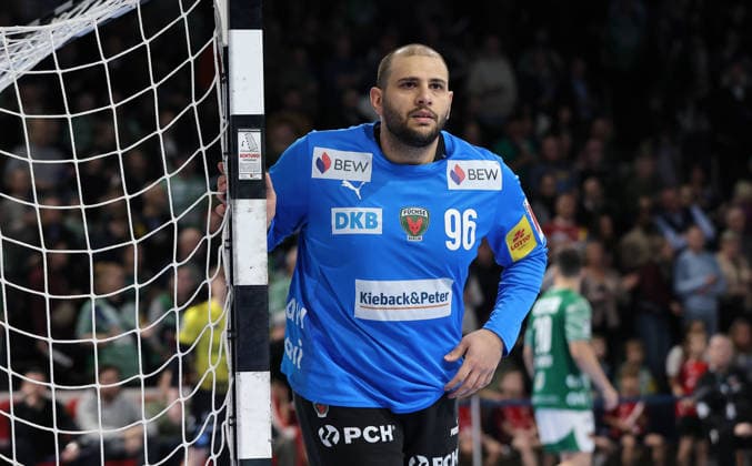 Torwart Dejan Milosavljev Aktion Oberkörper Handball HBL Bundesliga Herren 21. Spieltag Saison 2025 2026 15.02.2026 Füchse Berlin vs TBV 1898 Stuttgart