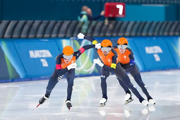 2026-02-15 - Milano Cortina 2026 Winter Olympics Speed skating, Eisschnelllauf Men s Team Pursuit MILAN, ITALY - FEBRUARY 15: Marcel Bosker of Netherlands, Chris Huizinga of Netherlands, Stijn Van De Bunt of Netherlands during the Speed Skating Men s Team Pursuit Quarterfinals of the Milano Cortina 2026 Winter Olympics at the Milano Speed Skating Arena on February 15, 2026 in Milan, Italy Milan Milano Speed Skating Arena Italy Content not available for redistribution in The Netherlands directly or indirectly through any third parties. Copyright: xAndrexWeeningx