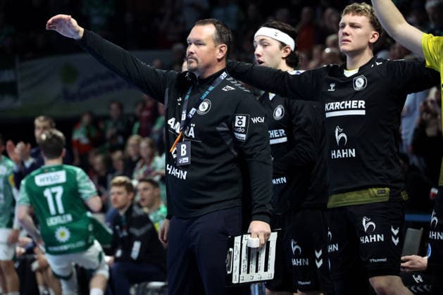 DEU, DHB, 1.HBL, Fuechse Berlin vs. TVB Stuttgart, 15.02.2026, Max-Schmeling-Halle, Berlin, DEU, DHB, 1.HBL, Fuechse Berlin vs. TVB Stuttgart, im Bild Cheftrainer Misha Kaufmann (Stuttgart),