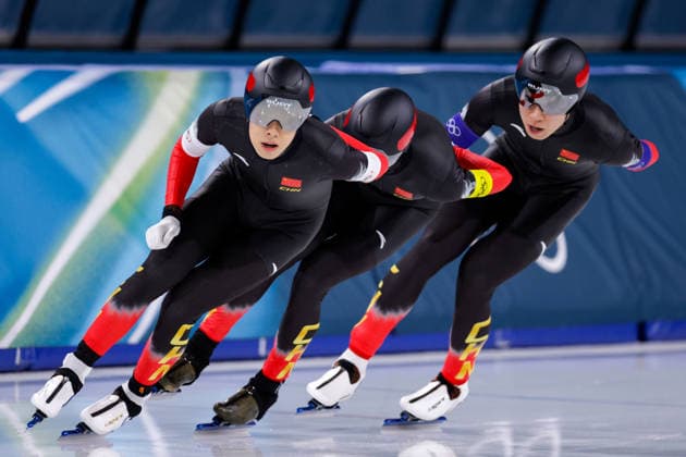 2026-02-15 Speed skating, Eisschnelllauf - Milano Cortina 2026 Winter Olympics - Day 9 MILAN, ITALY - FEBRUARY 15: Hanbin Liu of China, Yu Wu of China, Wenhao Li of China competing in the Men s Team Pursuit during Day 9 of Speed Skating - Milano Cortina 2026 Winter Olympics at Milano Speed Skating Stadium on February 15, 2026 in Milan, Italy. (Photo by Joris Verwijst BSR Agency) Milan Italy Content not available for redistribution in The Netherlands directly or indirectly through any third parties. Copyright: xBSRxAgencyx