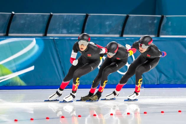 2026-02-15 - Milano Cortina 2026 Winter Olympics Speed skating, Eisschnelllauf Men s Team Pursuit MILAN, ITALY - FEBRUARY 15: Hanbin Liu of China, Yu Wu of China, Zhiwen Xue of China during the Speed Skating Men s Team Pursuit Quarterfinals of the Milano Cortina 2026 Winter Olympics at the Milano Speed Skating Arena on February 15, 2026 in Milan, Italy Milan Milano Speed Skating Arena Italy Content not available for redistribution in The Netherlands directly or indirectly through any third parties. Copyright: xAndrexWeeningx