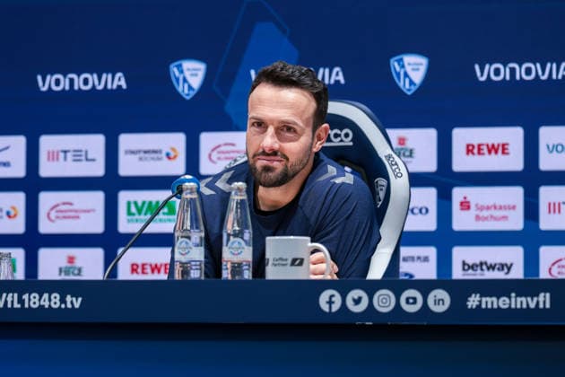 15.02.2026, Fussball, Saison 2025 2026, 2. Bundesliga, 22. Spieltag, VfL Bochum 1848 - SC Paderborn 07, Pressekonferenz mit Trainer Ralf Kettemann (SC Paderborn 07), Bochum Vonovia Ruhrstadion NRW Deutschland xRHR-FOTO DEx