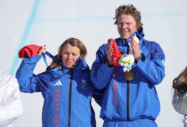 Milano Cortina 2026 - XXV Olympic Winter games, Winterspiele,Spiele, Summer games Livigno - Italy Mixed Team Snowboard Cross Image Show: Gold Medal GBR NIGHTINGALE Huw BANKES Charlott  Copyright: xSergioxBisi IPAxSportx xipa-agency.netx xx IPA_71559090 IPA_Agency_IPA71559090