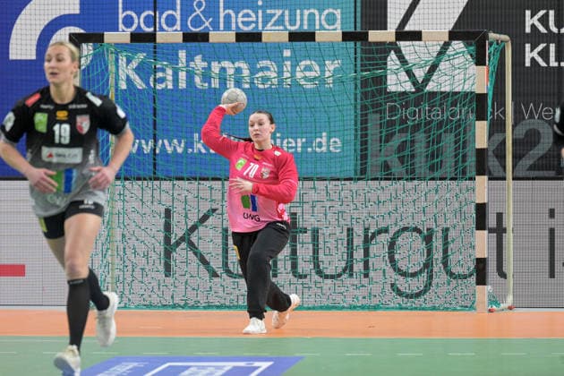Nicola Czaja (SV Union Halle-Neustadt, 70) im Tor TusSies Metzingen vs. SV Union Halle-Neustadt, Handball, Alsco HBF, 17.Ligaspieltag, Saison 2025 2026, 15.02.2026 TusSies Metzingen vs. SV Union Halle-Neustadt, Handball, Alsco HBF, 17.Ligaspieltag, Saison 2025 2026, 15.02.2026 Tuebingen Copyright: xEibner-Pressefoto TobiasxBaurx EP_TBR