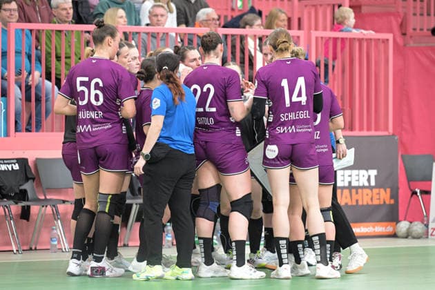 Time Out TusSies TusSies Metzingen vs. SV Union Halle-Neustadt, Handball, Alsco HBF, 17.Ligaspieltag, Saison 2025 2026, 15.02.2026 TusSies Metzingen vs. SV Union Halle-Neustadt, Handball, Alsco HBF, 17.Ligaspieltag, Saison 2025 2026, 15.02.2026 Tuebingen Copyright: xEibner-Pressefoto TobiasxBaurx EP_TBR
