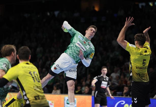 GER HBL Saison 2025 2026 FÜCHSE Berlin vs TV Stuttgart, 15.02.26, Max-Schmeling-Halle, Berlin, Lasse Bredekjaer ANDERSSON (Füchse Berlin 11)