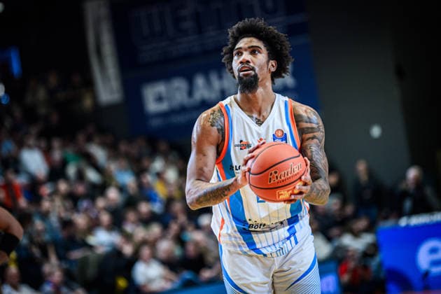 easycredit BBL Basketball Bundesliga 2025 2026 20. Spieltag 15.02.2026 Science City Jena vs FC Bayern München Basketball Jenas Neuzugang Javon Franklin (Jena) am Ball, Portrait Sparkassen Arena
