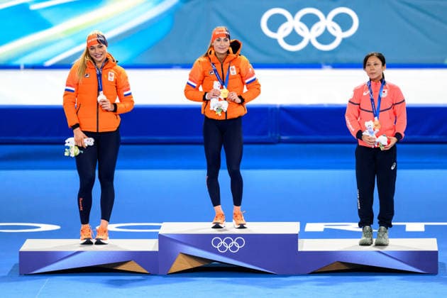 260215 Jutta Leerdam of Netherlands, Femke Kok of Netherlands and Miho Takagi of Japan celebrate on the podium after competing in women s 500m Speed skating, Eisschnelllauf during day 9 of the 2026 Winter Olympics on February 15, 2026 in Milan. Photo: Carl Sandin BILDBYRAN kod CS CS0881 skridskor speed skating Olympic Games, Olympische Spiele, Olympia, OS olympics winter olympics os ol olympiska spel vinter-os olympiske leker milano cortina 2026 milan cortina 2026 milano cortina 2026 olympic games milano cortina 2026 winter olympic games milano cortina-os milano cortina-ol vinter-ol 9 bbeng dam *** 260215 Jutta Leerdam of Netherlands, Femke Kok of Netherlands and Miho Takagi of Japan celebrate on the podium after competing in women s 500m speed skating during day 9 of the 2026 Winter Olympics on February 15, 2026 in Milan Photo Carl Sandin BILDBYRAN code CS CS0881 skates speed skating olympic games olympics winter olympics os ol olympic games winter os olympic games milano cortina 2026 milan cortina 2026 milano cortina 2026 olympic games milano cortina 2026 winter olympic games milano cortina os milano cortina ol winter ol 9 bbeng dam  Copyright: CARLxSANDIN BB260215CS058