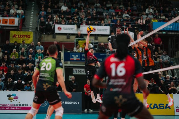 Tim Koepfli (Barock Volleys MTV Ludwigsburg, 07) beim Angriff, Barock Volleys MTV Ludwigsburg vs. Berlin Recycling Volleys, Volleyball, 1. Bundesliga, 22. Spieltag, Saison 2025 2026, 15.02.2026, Barock Volleys MTV Ludwigsburg vs. Berlin Recycling Volleys, Volleyball, 1. Bundesliga, 22. Spieltag, Saison 2025 2026, 15.02.2026, Ludwigsburg Copyright: xEibner-Pressefoto LarsxNeumannx EP_LNN