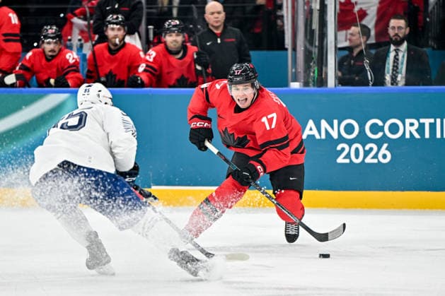 15 02 2026, Milano, Santa Giulia Ice hockey, Eishockey Arena, Winter Olympics: Canada - France (Ice Hockey), Macklin Celebrini of Canada Milano Santa Giulia Ice Hockey Arena Lombardy Italy *** 15 02 2026, Milano, Santa Giulia Ice Hockey Arena, Winter Olympics Canada France Ice Hockey , Macklin Celebrini of Canada Milano Santa Giulia Ice Hockey Arena Lombardy Italy Copyright: xJustPictures.ch AndreaxBrancax jp-en-AnBr-AB-AAB_492115022026
