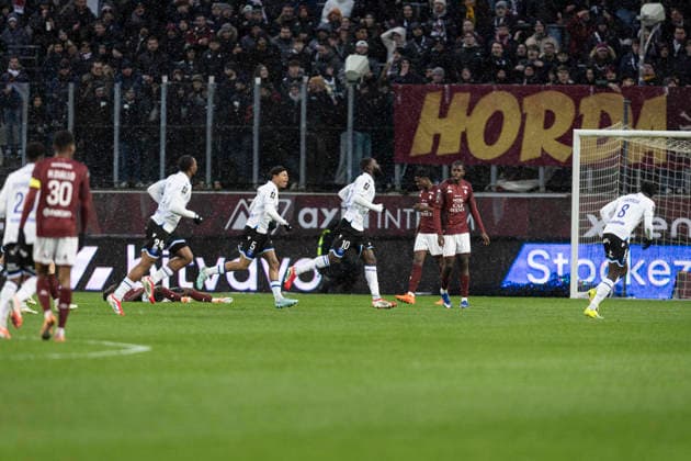 FOOTBALL : Metz fc vs Auxerre - ligue 1 - Metz - 15 2 26 Joie des joueurs de l equipe de Auxerre apres le but de Lassine Sinayoko 10  Copyright: xelyxandroxcegarrax