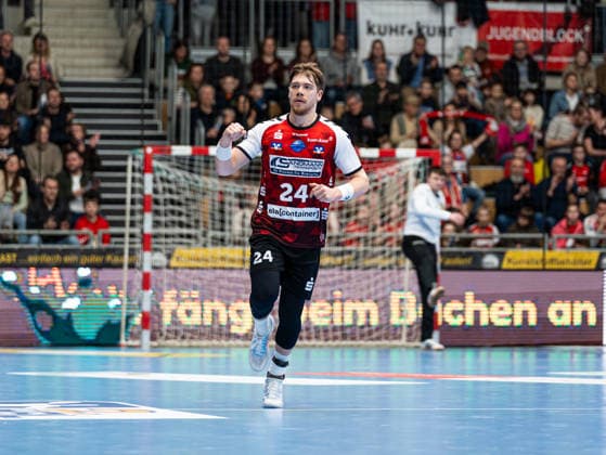 Elias Ruddatt (HSG Nordhorn Lingen, 24) jubelt HSG Nordhorn Lingen vs. VfL Eintracht Hagen, Handball, 2. Bundesliga, 19. Spieltag, Saison 2025 2026, 15.02.2026 HSG Nordhorn Lingen vs. VfL Eintracht Hagen, Handball, 2. Bundesliga, 19. Spieltag, Saison 2025 2026, 15.02.2026 Lingen (Ems) Copyright: xEibner-Pressefoto DamianxKruczynx EP_DKI