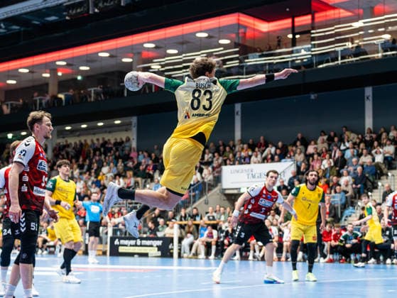 Pierre Busch (VfL Eintracht Hagen, 83) beim Torwurf HSG Nordhorn Lingen vs. VfL Eintracht Hagen, Handball, 2. Bundesliga, 19. Spieltag, Saison 2025 2026, 15.02.2026 HSG Nordhorn Lingen vs. VfL Eintracht Hagen, Handball, 2. Bundesliga, 19. Spieltag, Saison 2025 2026, 15.02.2026 Lingen (Ems) Copyright: xEibner-Pressefoto DamianxKruczynx EP_DKI