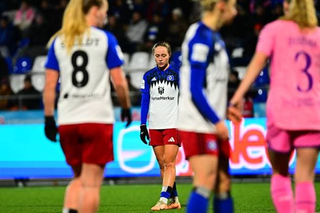 RECORD DATE NOT STATED Mia Büchele (17; Hamburger SV) und Camilla Linberg (47; Hamburger SV) in Aktion auf dem Spielfeld GPFBL: TSG Hoffenheim - Hamburger SV Copyright: xMichaelxGelhardtx