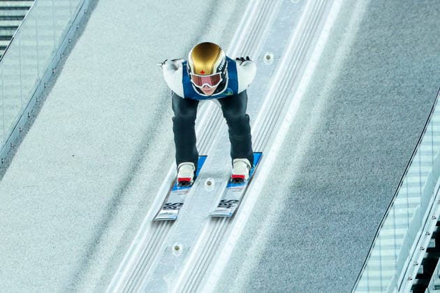 Olympische Winterspiele Milano Cortina 2026 Skispringen Großschanze Einzel Frauen am 15.02.2026 an der Predazzo Ski jumping, Skispringen, Ski, nordisch Stadium in Predazzo Abigail Strate ( Kanada ) *** Olympic Winter Games Milano Cortina 2026 Ski Jumping Large Hill Individual Women on 15 02 2026 at the Predazzo Ski Jumping Stadium in Predazzo Abigail Strate Canada xMSx