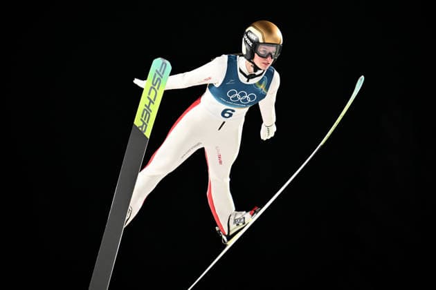 Predazzo, Italy, February 15th 2026. Lisa Hirner of Austria in action during the Ski jumping, Skispringen, Ski, nordisch Womens Large Hill Individual competition of the Olympic Winter games, Winterspiele,Spiele, Summer games 2026 in Predazzo, Italy. (Photo by Igor Kupljenik Sports Press Photo)  Copyright: xIgorxKupljenikx xSPPx Sportspressphoto_SPR93209