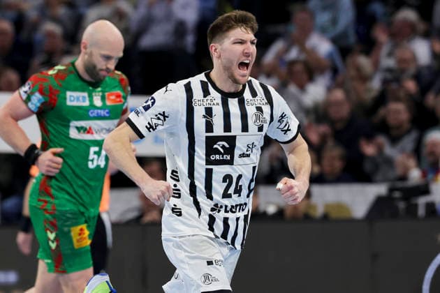 Lukas Zerbe (THW Kiel) jubelt, DAIKIN Handball Bundesliga, THW Kiel v SC Magdeburg, Wunderino Arena am 15. February 2026 in Kiel, Deutschland. (Foto von Marco Steinbrenner DeFodi Images) Lukas Zerbe (THW Kiel) cheers, DAIKIN Handball Bundesliga, THW Kiel v SC Magdeburg, Wunderino Arena, February 15, 2026 in Kiel, Germany. (Photo by Marco Steinbrenner DeFodi Images) -