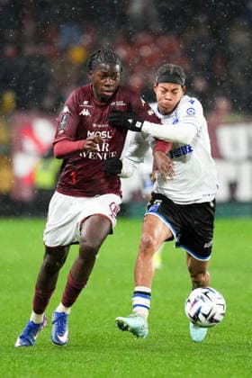 FC Metz v AJ Auxerre - Ligue 1 McDonald s 2025 2026 05 Kevin DANOIS (aja) - 33 Believe MUNONGO (fcm) during the Ligue 1 McDonald s match between Metz and Auxerre at Stade Saint-Symphorien on February 15, 2026 in Metz, France. Metz France  Copyright: xFEPx 776348286