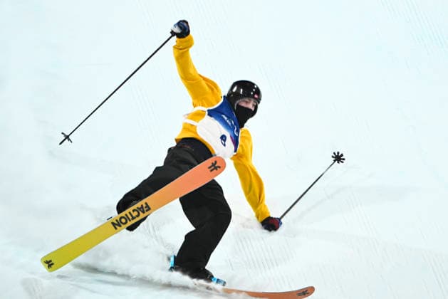 LIVIGNO, ITALIEN 20260215 Tormod Frostad, Norge, trillar efter ett hopp under herrarnas Freeski big air kval, vid OS i Livigno, Italien. *** Bilden ingar i SPORTPAKET. För övriga BETALBILD *** LIVIGNO ITALIEN x10080x *** LIVIGNO, ITALY 20260215 Tormod Frostad, Norway, falls after a jump during the mens Freeski big air qualification, at the Olympics in Livigno, Italy Picture in SPORTPAKET For others PAYPICTURE LIVIGNO ITALY x10080x  Copyright: xFredrikxSandberg TTx OS 2026 KVAL BIG AIR