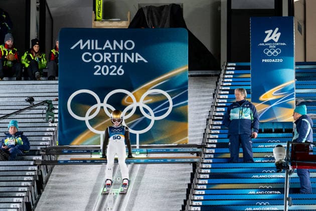 PREVC Nika (Slowenien) vor den olympischen Ringen, ITA, Olympische Spiele Milano Cortina 2026, Olympia, Skispringen, Großschanze Frauen Einzel, 15.02.2026 ITA, Olympische Spiele Milano Cortina 2026, Olympia, Skispringen, Großschanze Frauen Einzel, 15.02.2026 Predazzo *** PREVC Nika Slovenia in front of the Olympic rings, ITA, Olympic Games Milano Cortina 2026, Olympic Games, Ski Jumping, Large Hill Women Individual, 15 02 2026 ITA, Olympic Games Milano Cortina 2026, Olympic Games, Ski Jumping, Large Hill Women Individual, 15 02 2026 Predazzo Copyright: xEibner-Pressefoto Memmlerx EP_MMR