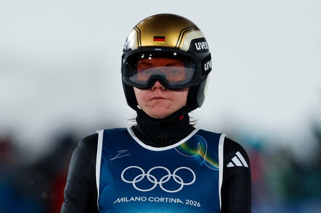 Olympische Winterspiele Milano Cortina 2026 Skispringen Großschanze Einzel Frauen am 15.02.2026 an der Predazzo Ski jumping, Skispringen, Ski, nordisch Stadium in Predazzo Agnes Reisch ( Deutschland ) *** Olympic Winter Games Milano Cortina 2026 Ski Jumping Large Hill Individual Women on 15 02 2026 at the Predazzo Ski Jumping Stadium in Predazzo Agnes Reisch Germany xMSx