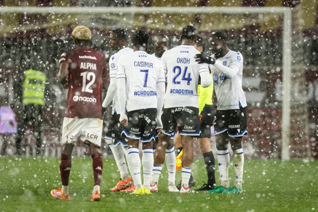 FOOTBALL : Metz fc vs Auxerre - ligue 1 - Metz - 15 2 26 cÃ lÃ bration de l Ã quipe de Auxerre eres Seur victoire  Copyright: xelyxandroxcegarrax