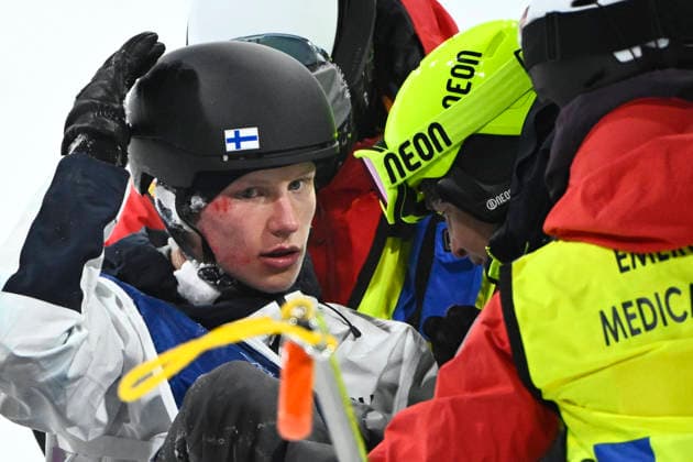 LIVIGNO, ITALIEN 20260215 Elias Lajunen, Finland, kraschade under herrarnas Freeski big air kval, vid OS i Livigno, Italien. *** Bilden ingar i SPORTPAKET. För övriga BETALBILD *** LIVIGNO ITALIEN x10080x *** LIVIGNO, ITALY 20260215 Elias Lajunen, Finland, crashed during the mens Freeski big air qualification, at the Olympics in Livigno, Italy Picture in SPORTPAKET For others PAYPICTURE LIVIGNO ITALY x10080x  Copyright: xFredrikxSandberg TTx OS 2026 KVAL BIG AIR