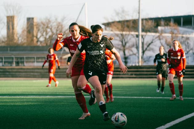 Senanur Yavuz, FC Viktoria Berlin Senanur Yavuz im Spiel FC Viktoria Berlin gegen VfB Stuttgart in der 2. Frauen-Bundesliga Berlin Copyright: xKaixHeuserxKaixHeuserx