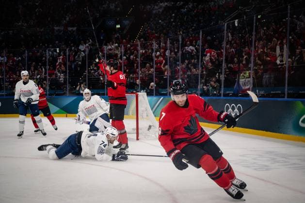 Goal celebration Devon Toews (Canada, 7) in action during the Menss Ice hockey, Eishockey group stage game between Canada and France at the Olympic Winter games, Winterspiele,Spiele, Summer games Milano Cortina 2026 at the Milano Santa Giulia Ice Hockey Arena, Milan, Italy, on February 15, 2026. im Gruppenspiel der Männer im Eishockey zwischen Kanada und Frankreich bei den Olympischen Winterspielen Milano Cortina 2026 in der Milano Santa Giulia Ice Hockey Arena, Mailand, Italien, am 15. Februar 2026. *** Goal celebration Devon Toews Canada, 7 in action during the Mens ice hockey group stage game between Canada and France at the Olympic Winter Games Milano Cortina 2026 at the Milano Santa Giulia Ice Hockey Arena, Milan, Italy, on February 15, 2026 in the Mens ice hockey group stage game between Canada and France at the Olympic Winter Games Milano Cortina 2026 at the Milano Santa Giulia Ice Hockey Arena, Milan, Italy, on February 15, 2026 Copyright: HMBxMedia MarcxNiemeyer