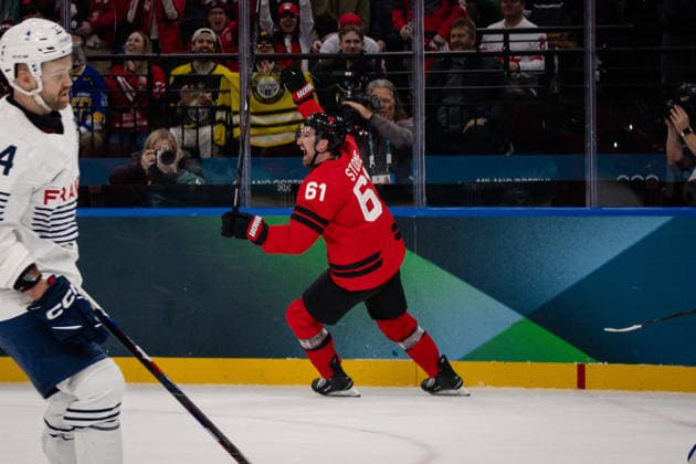 Goal celebration Mark Stone (Canada, 61) in action during the Menss Ice hockey, Eishockey group stage game between Canada and France at the Olympic Winter games, Winterspiele,Spiele, Summer games Milano Cortina 2026 at the Milano Santa Giulia Ice Hockey Arena, Milan, Italy, on February 15, 2026. im Gruppenspiel der Männer im Eishockey zwischen Kanada und Frankreich bei den Olympischen Winterspielen Milano Cortina 2026 in der Milano Santa Giulia Ice Hockey Arena, Mailand, Italien, am 15. Februar 2026. *** Goal celebration Mark Stone Canada, 61 in action during the Mens ice hockey group stage game between Canada and France at the Olympic Winter Games Milano Cortina 2026 at the Milano Santa Giulia Ice Hockey Arena, Milan, Italy, on February 15, 2026 in the Mens ice hockey group stage game between Canada and France at the Olympic Winter Games Milano Cortina 2026 at the Milano Santa Giulia Ice Hockey Arena, Milan, Italy, on February 15, 2026 Copyright: HMBxMedia MarcxNiemeyer